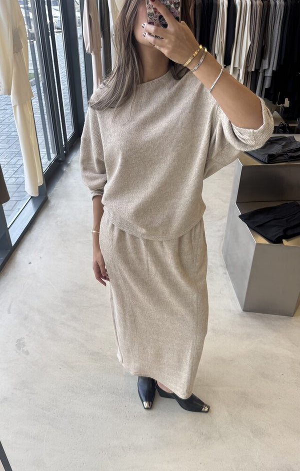 Round Neck Knitted Back Slit Skirt Set