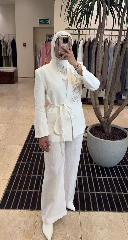 Embroidered Collarless Set