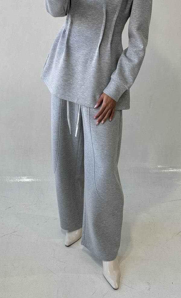 Round Neck Sweatshirt and Jogger Sets