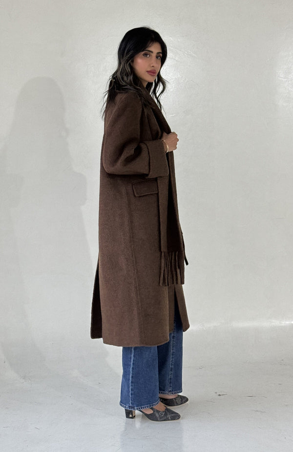 V-neck Wolen Coat with Scarf