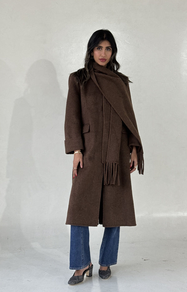 V-neck Wolen Coat with Scarf