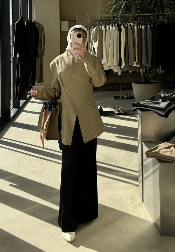 Single-button Asymmetrical Blazer