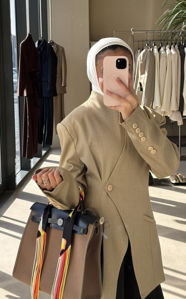 Single-button Asymmetrical Blazer