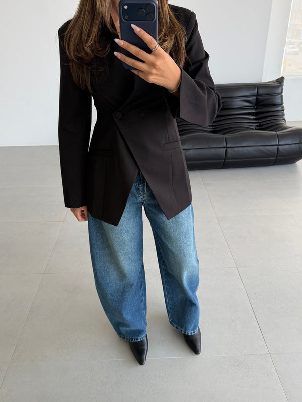 Tailored Hourglass Blazer