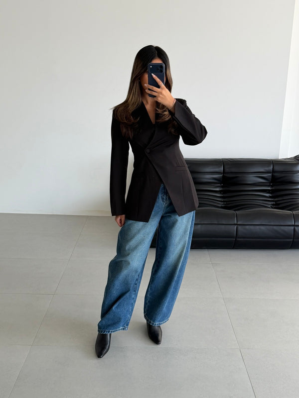 Tailored Hourglass Blazer
