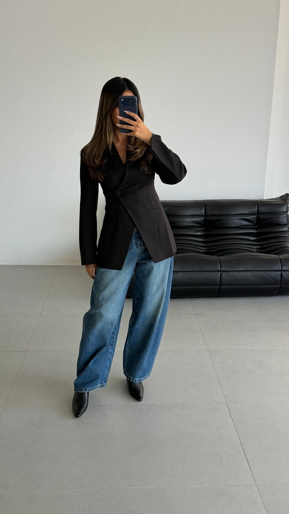 Tailored Hourglass Blazer