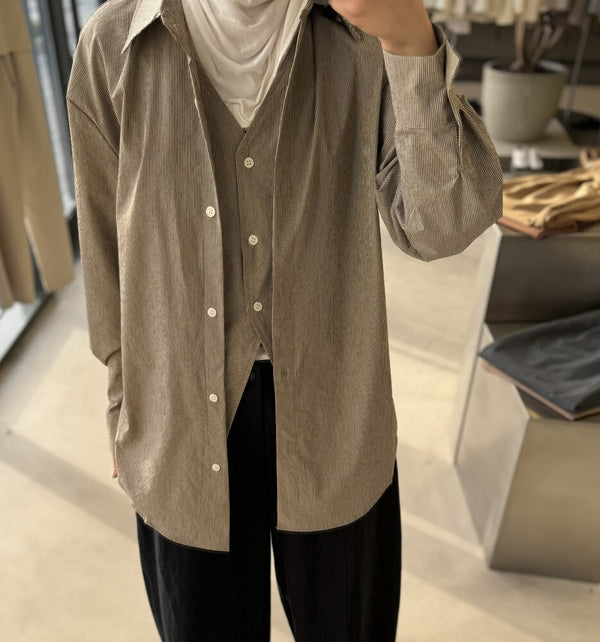 Non-detachable Vest Shirt