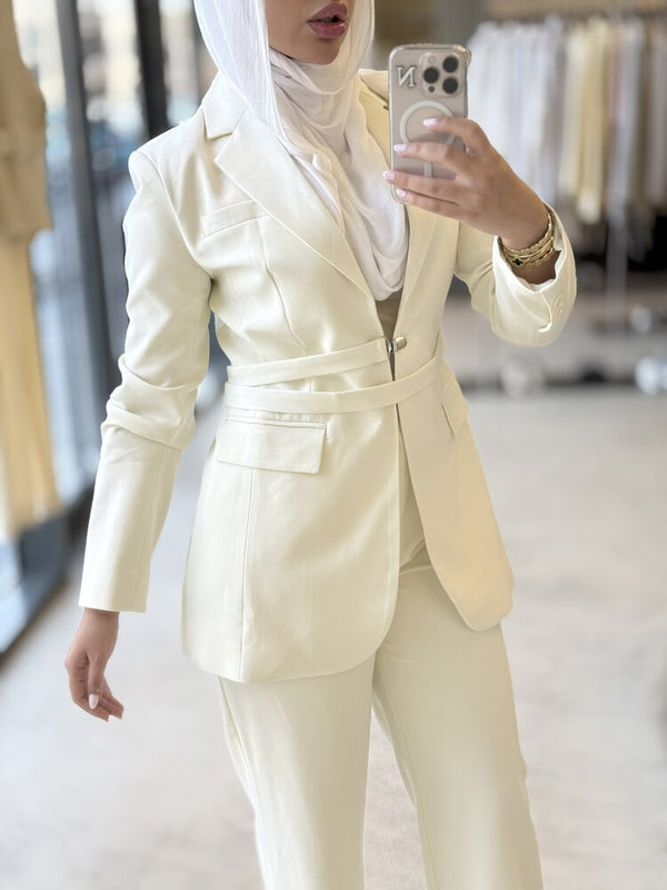 2-Piece Buttonless Belted Blazer Set