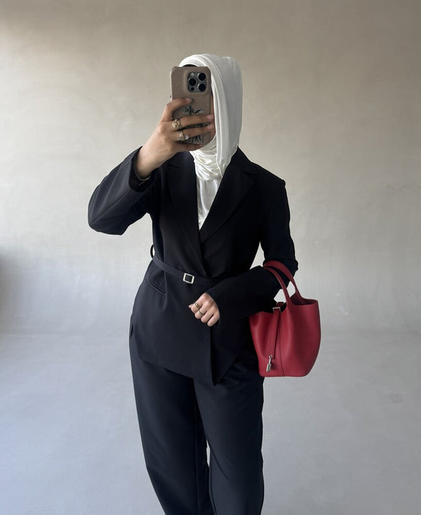 Vanta Belted Set