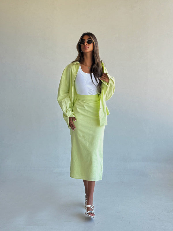 Loose Long Sleeve Shirt + Skirt Set  مجموعة الكتان