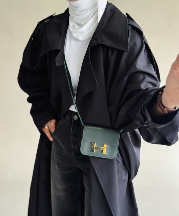 Loose-fitting Light Trench Coat