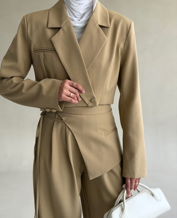 Waist-length Blazer Set