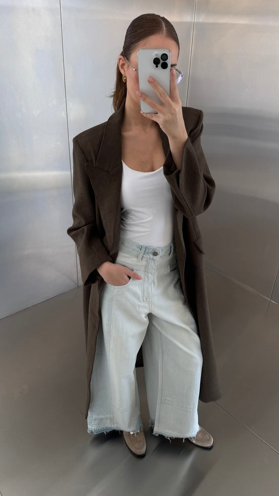 6 Buttons Thick  Waisted Long Blazer