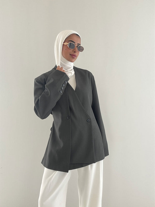 Loose Vneck Belted Blazer