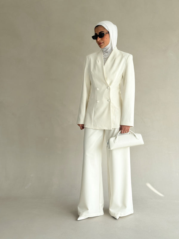Elegant 4-button 2PC Set