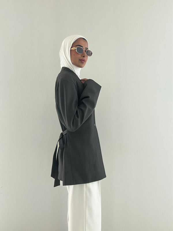 Loose Vneck Belted Blazer