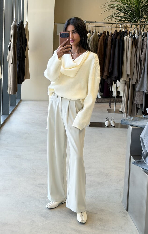 V-neck Scarf Knitwear