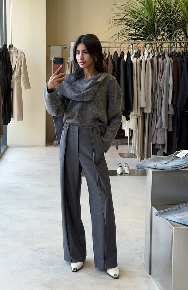 V-neck Scarf Knitwear