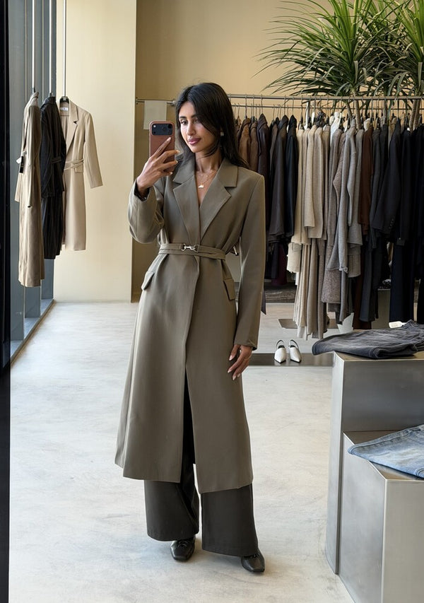 Minimalist Belted Long Blazer