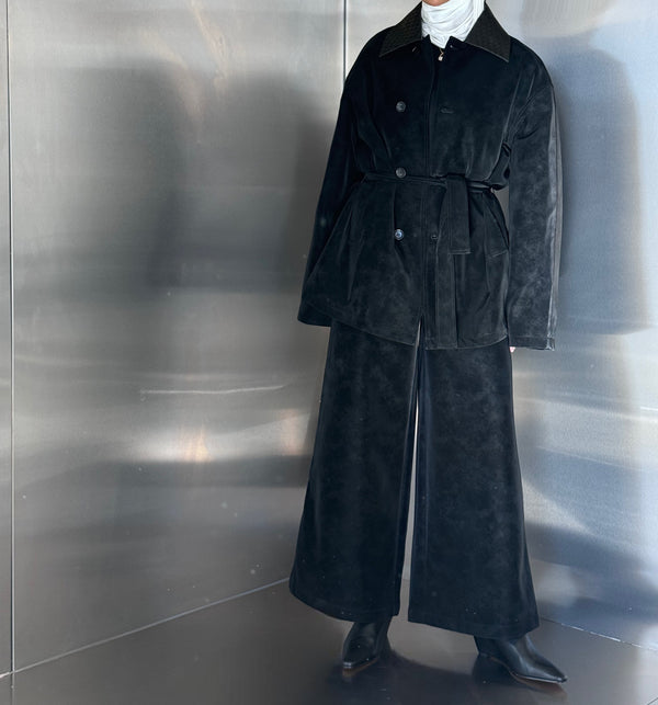 Leather Collared Suede Set