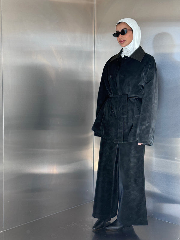 Leather Collared Suede Set