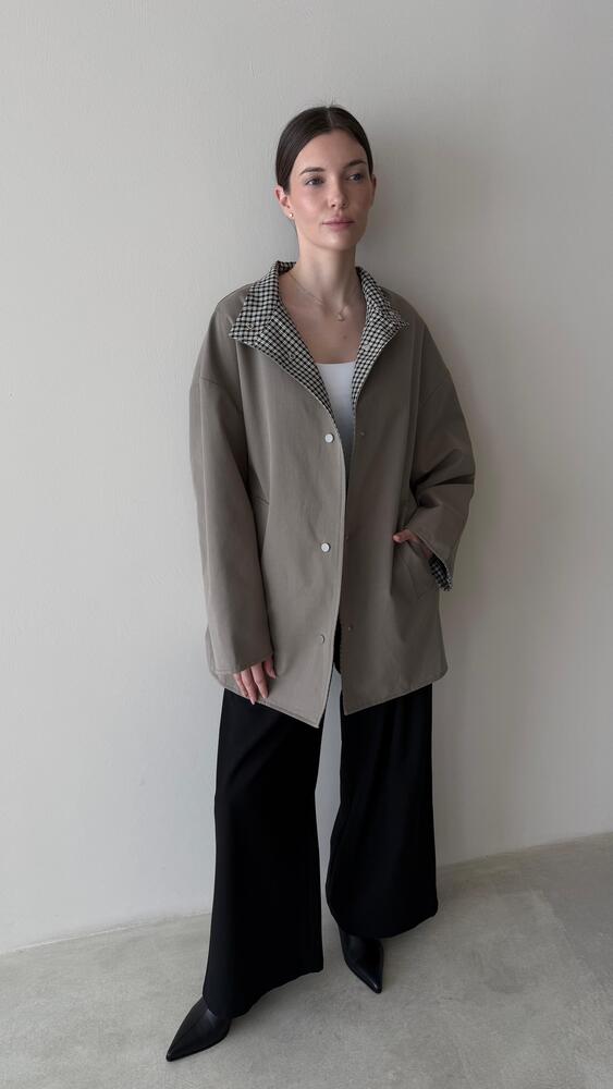 Under Checked Design Jacket