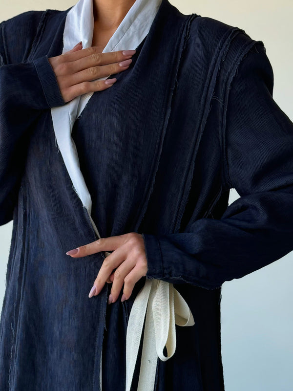 V-NECK KAFTAN WHITE SIDE BELT قفطان