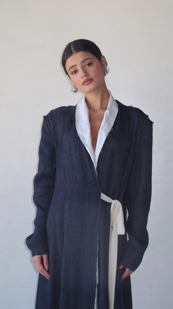 V-NECK KAFTAN WHITE SIDE BELT قفطان