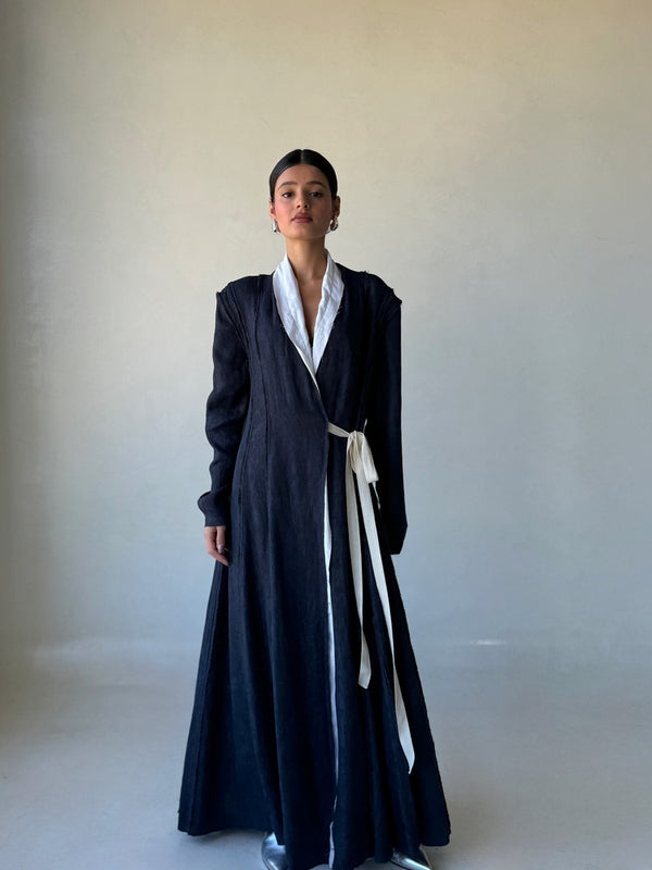 V-NECK KAFTAN WHITE SIDE BELT قفطان