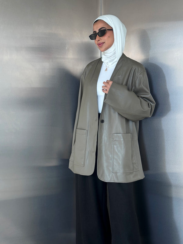 2 Pockets Vneck Leather Jacket