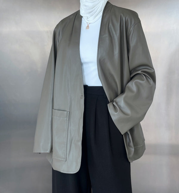 2 Pockets Vneck Leather Jacket