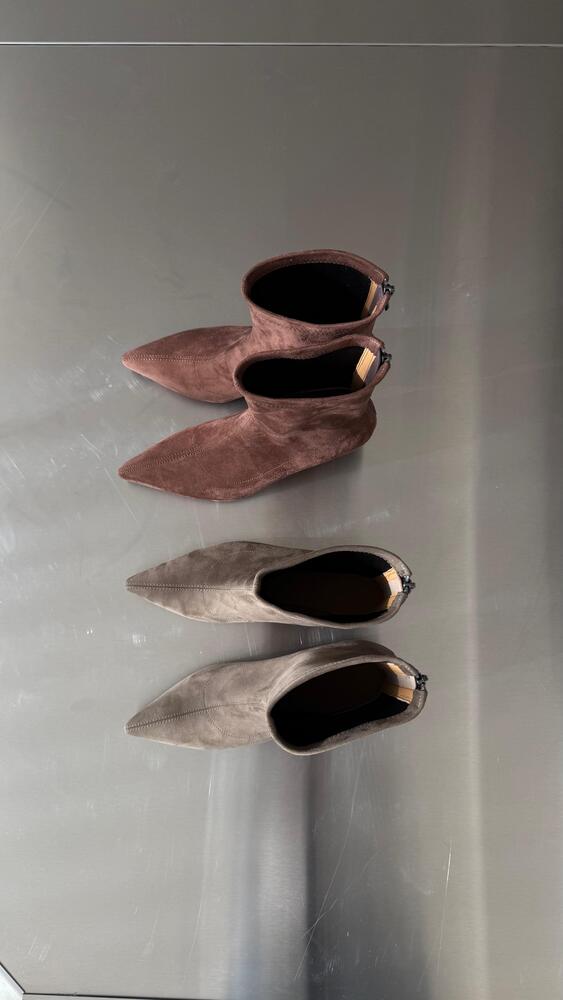 Mid Suede Boots