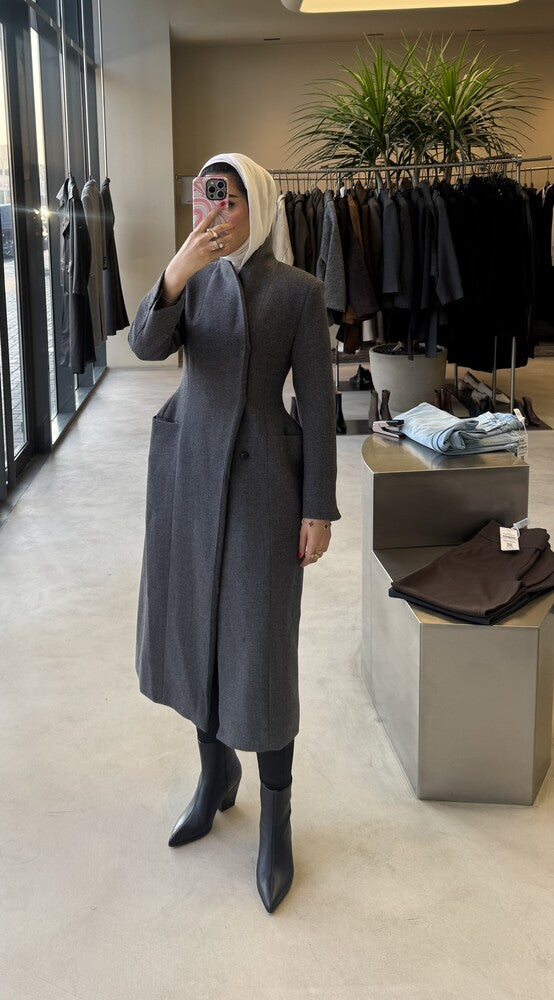 Thick 2-Pocket Waisted Coat