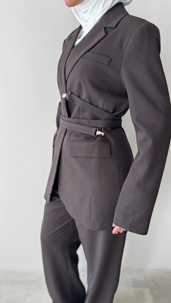 2-Piece Buttonless Belted Blazer Set