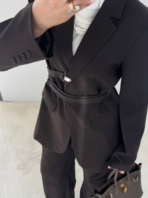 2-Piece Buttonless Belted Blazer Set
