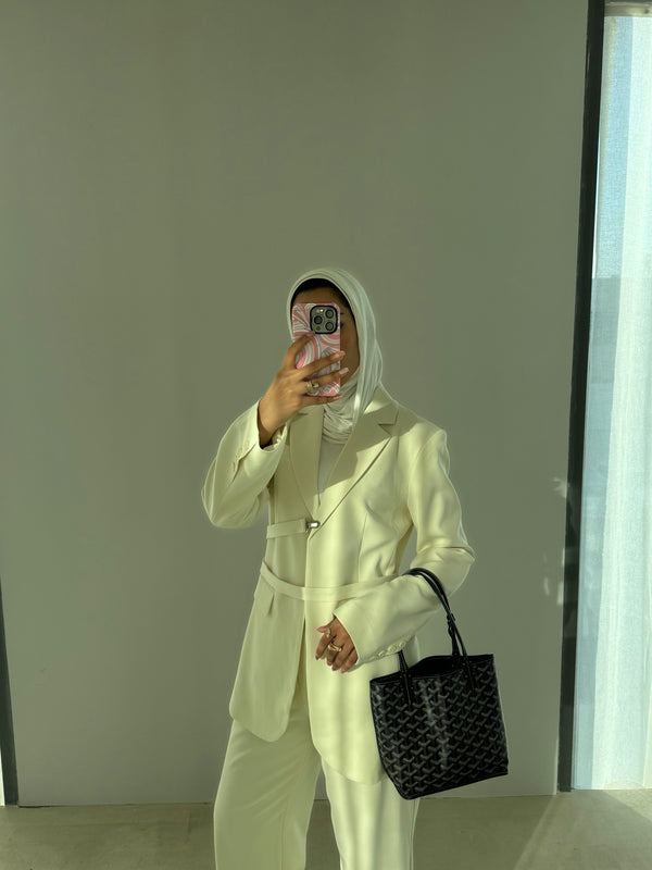 2-Piece Buttonless Belted Blazer Set