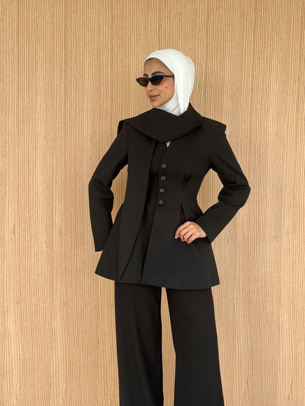 Gathered Waist Blazer w/ Scarf