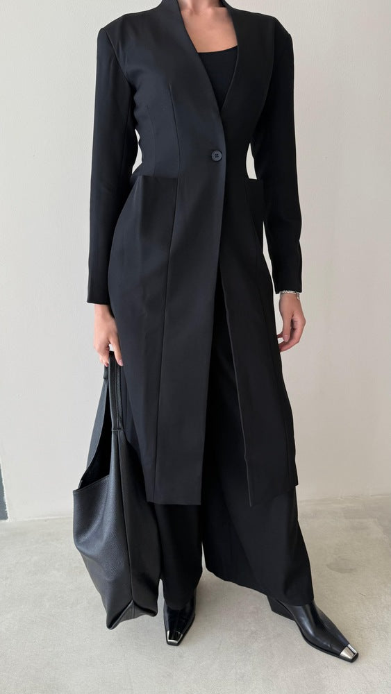 V-neckline Collarless Long Blazer