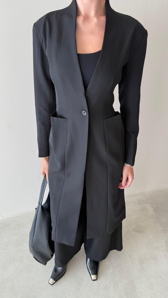 V-neckline Collarless Long Blazer