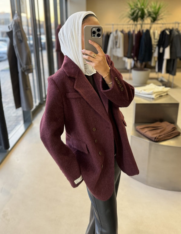 Notched Woolen Blazer 4 Buttonsالسترات الخارجية / البليزرات