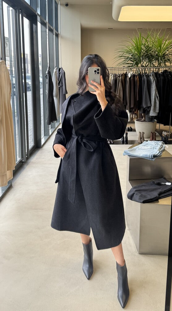 One-button Woolen Coat w/ Belt