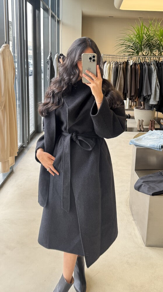 One-button Woolen Coat w/ Belt