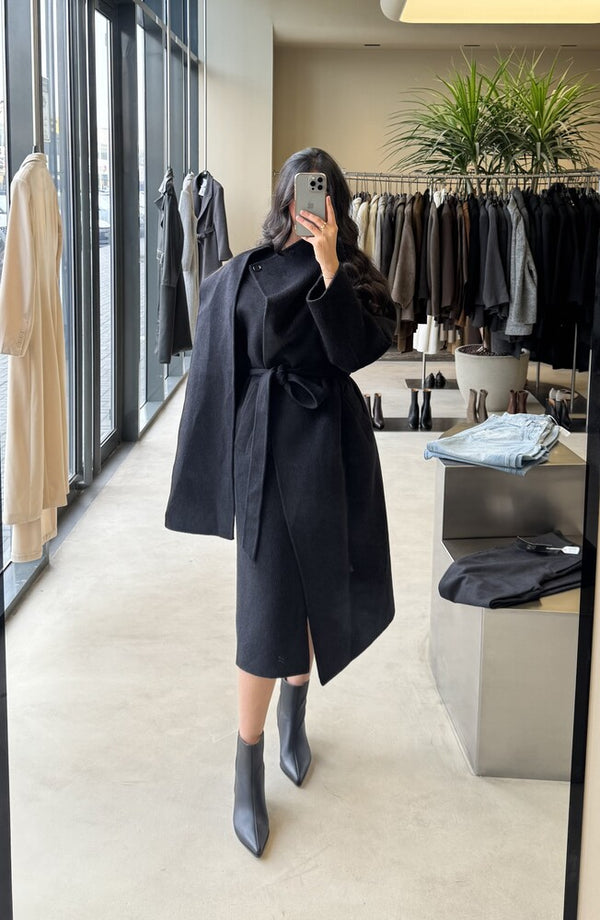 One-button Woolen Coat w/ Belt