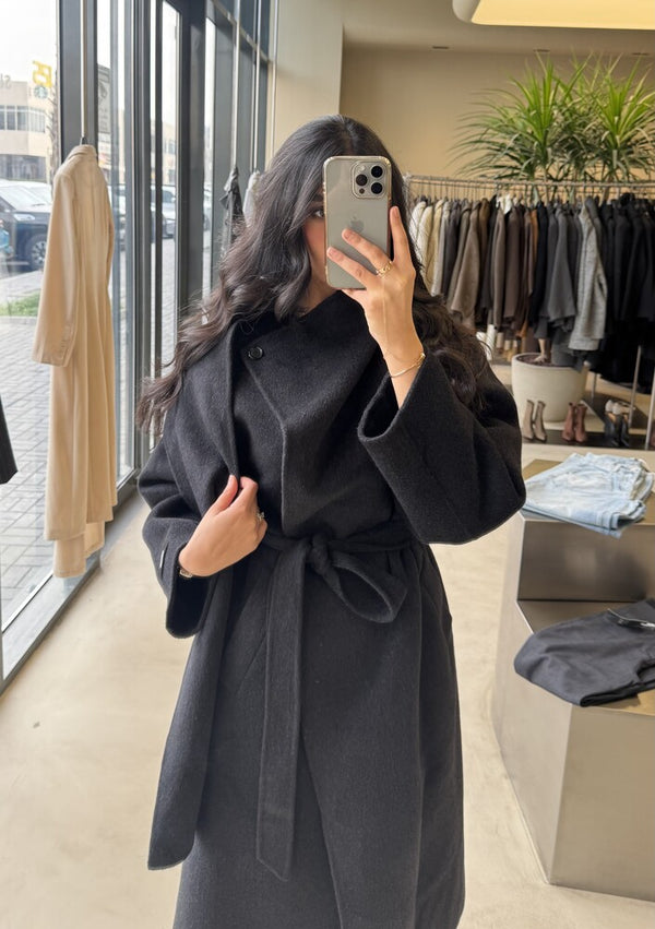 One-button Woolen Coat w/ Belt