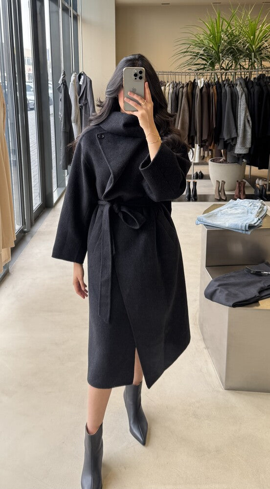 One-button Woolen Coat w/ Belt