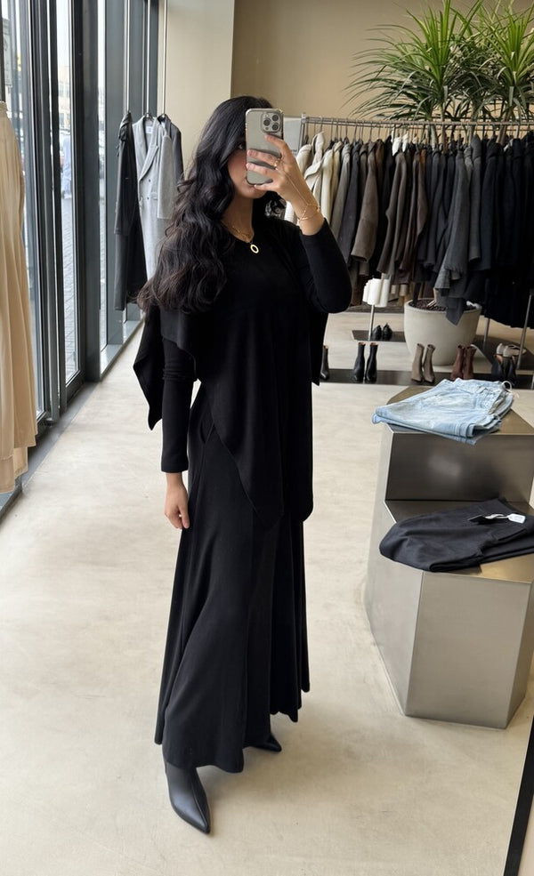 Lightweight Long Dress w/ Shawl