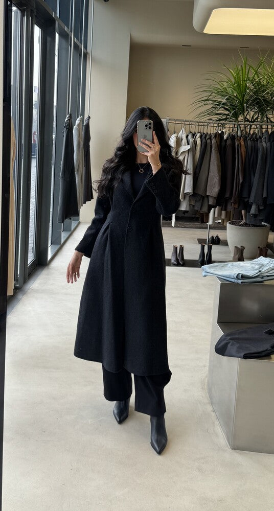 Woolen Cinched Coat