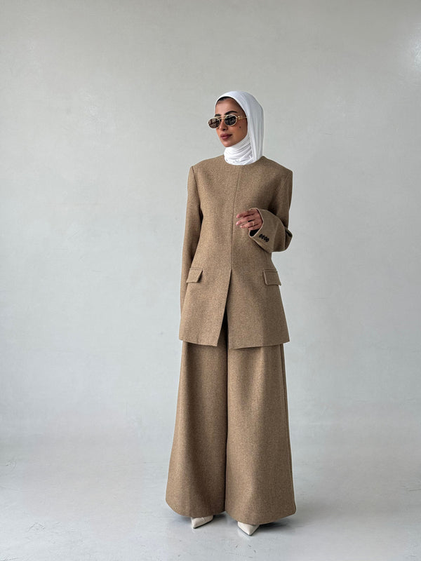 Pullover Round Neck Suit 2PC Setملابس كاملة / أطقم