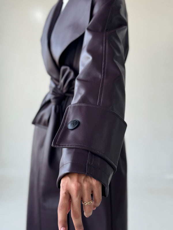 PU Leather Trench Coatالسترات الخارجية / المعاطف