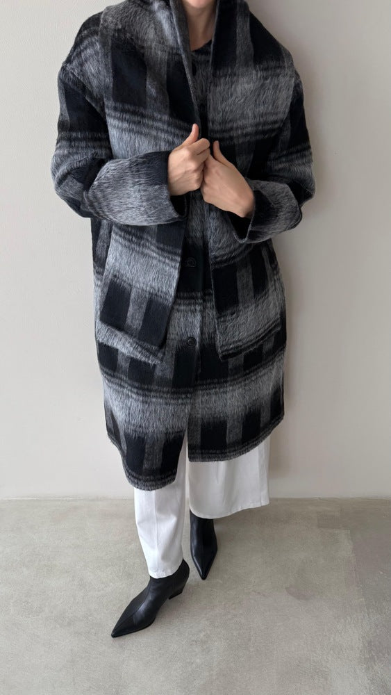 Big Checkered Scarf Coat